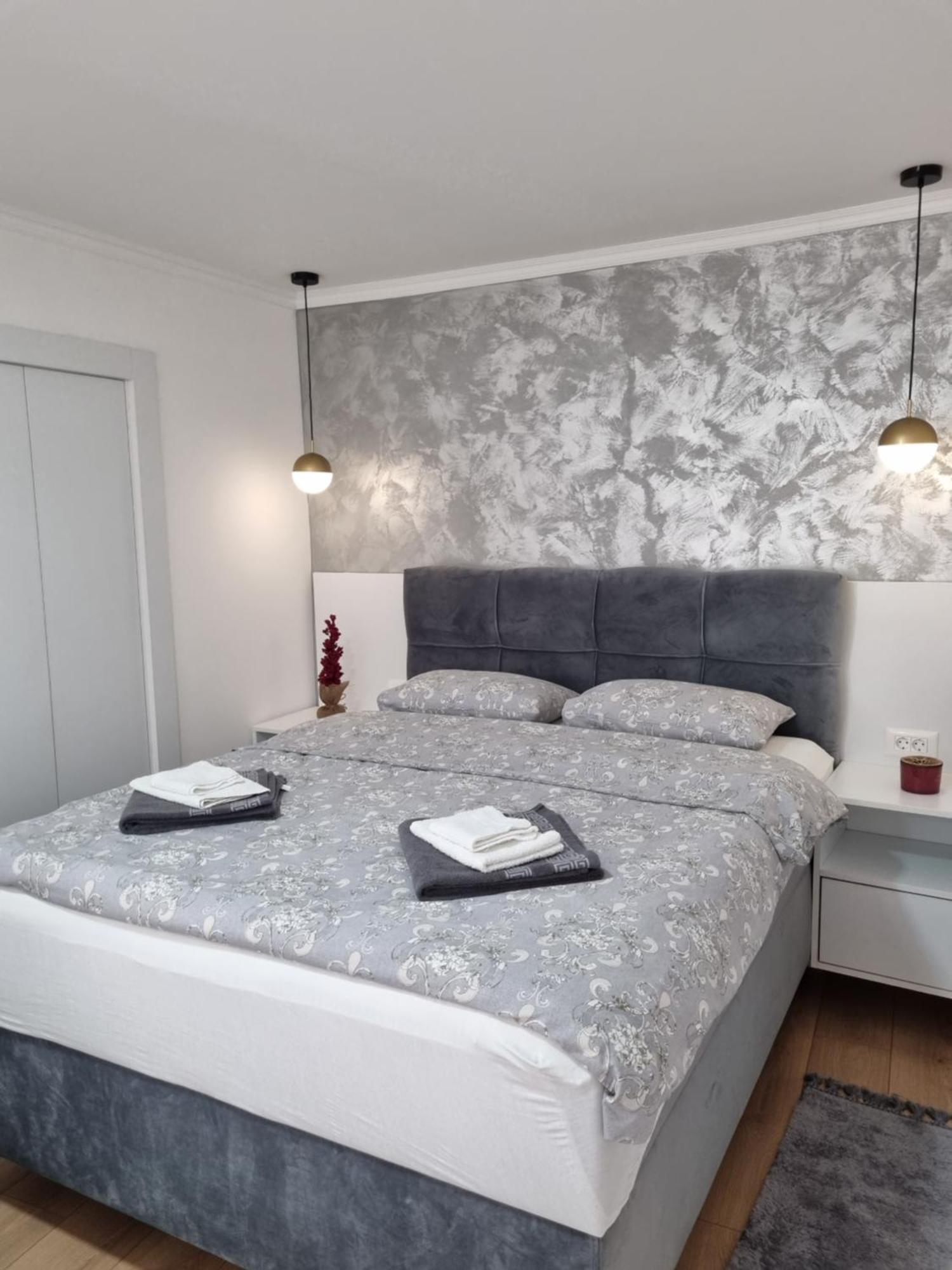 Apartments Deni موستار المظهر الخارجي الصورة